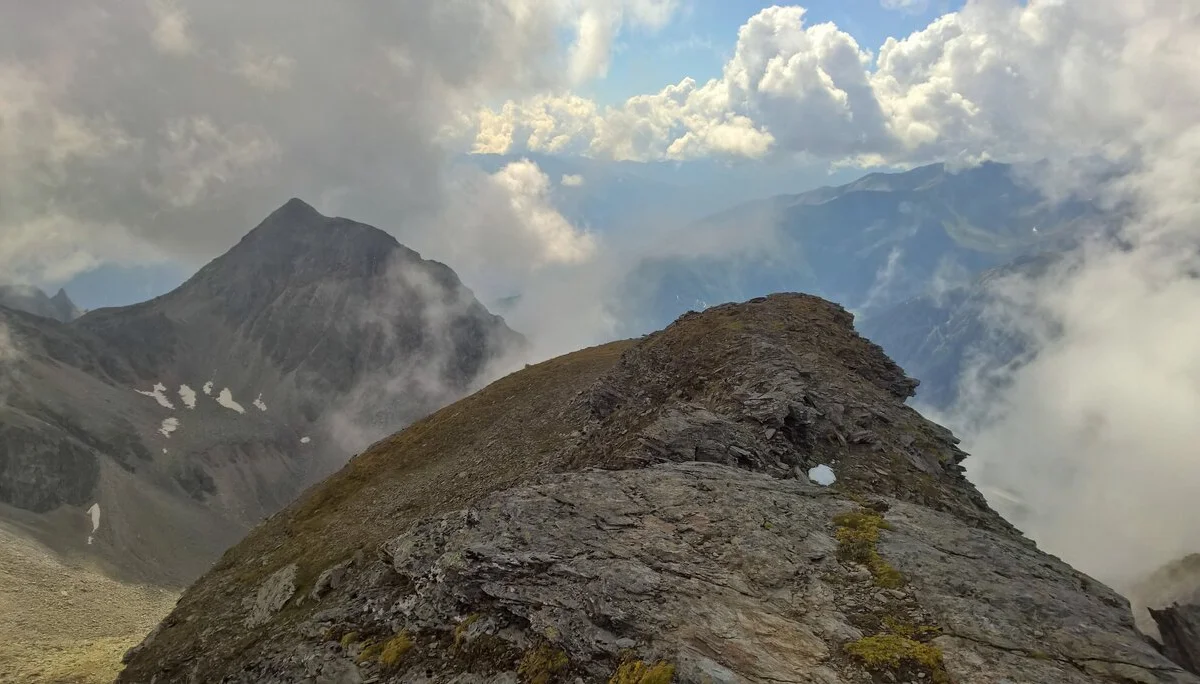 Auf dem Gipfel des Feldseekopfes am Westerfrölkewegs | © Michael Cremer 2021 | © Michael Cremer