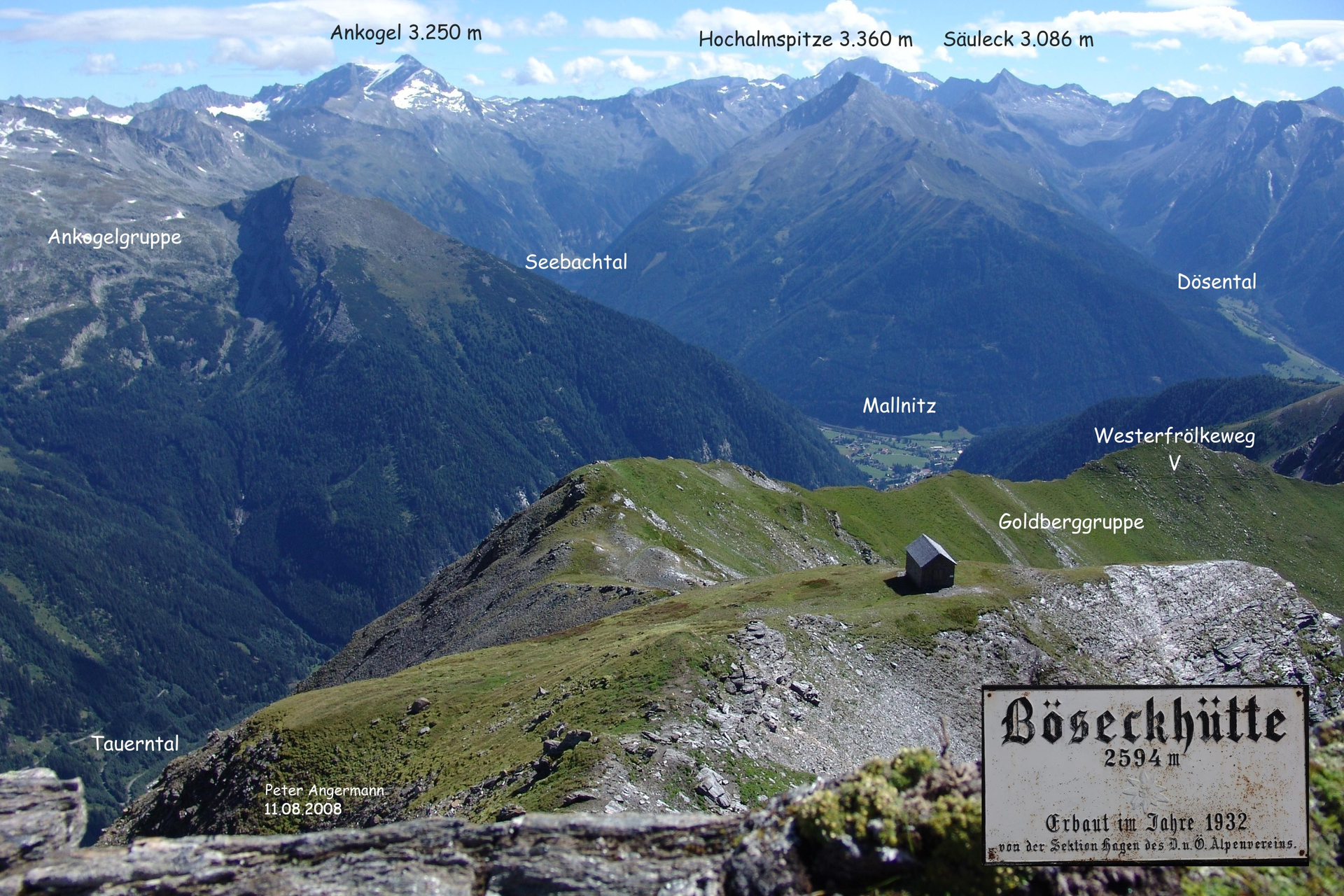 Böseckhütte mit Panorama | © Peter Angermann + Siegfried Morhenne 2017 | © Peter Angermann + Siegfried Morhenne