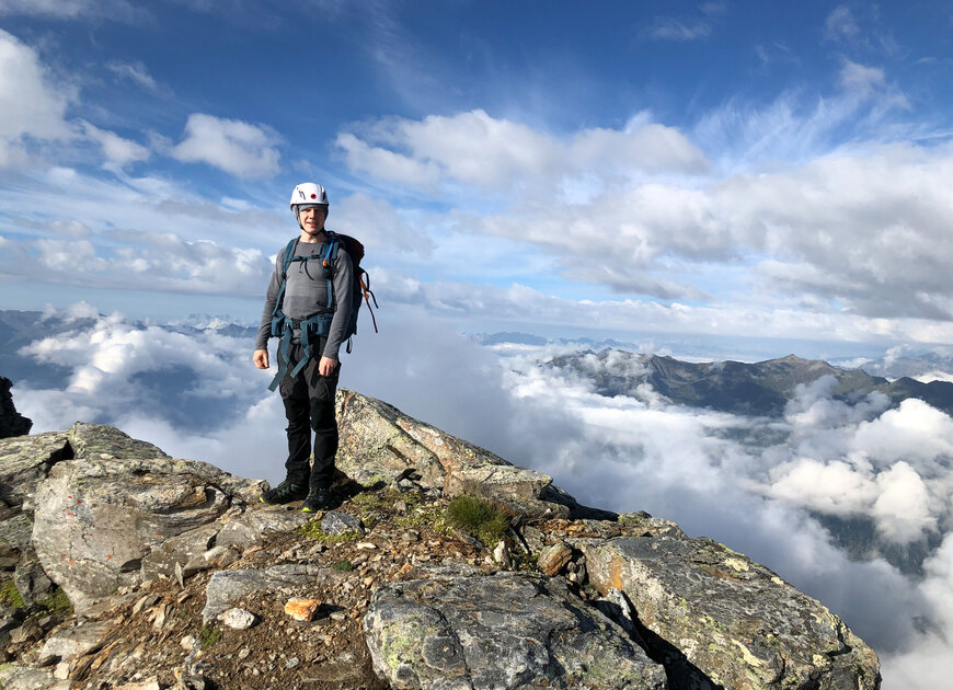 Felix Sloma auf dem Böseckgipfel | © Holger Klink 2022 | © Holger Klink